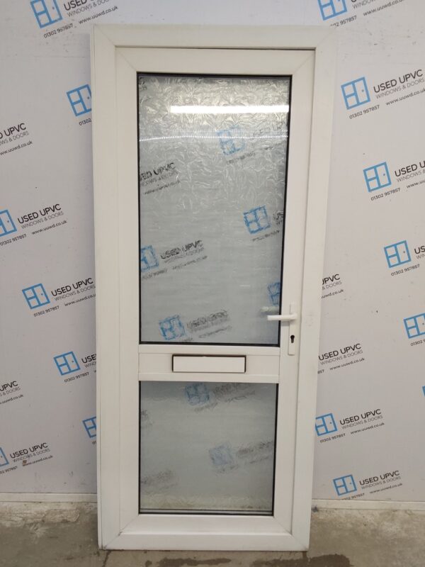 Used White Upvc Front Door 880mm x 2060mm (reduce to 865mm) C7D005