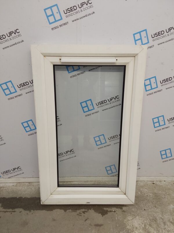Used White Upvc Tilt And Turn Window 745mm x 1190mm W0445