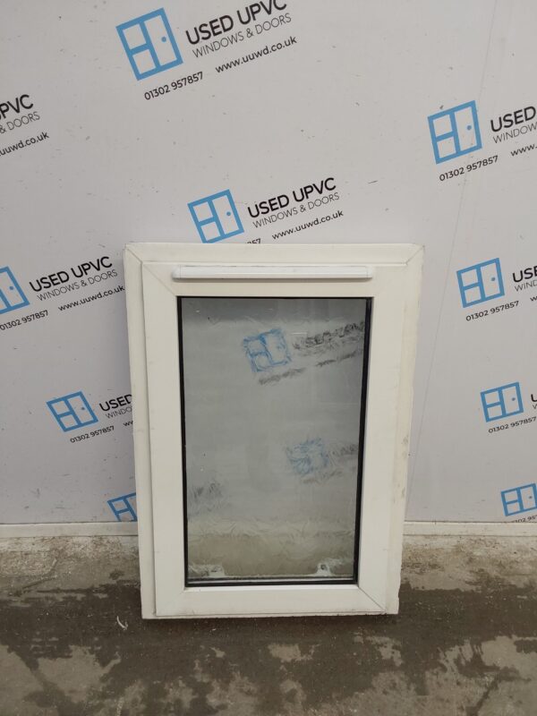 Used White Upvc Window 605mm x 860mm C3102