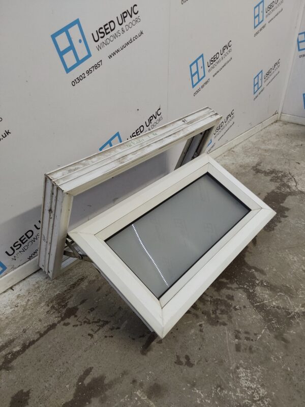 Used White Upvc Window 660mm x 360mm W0238 - Image 3