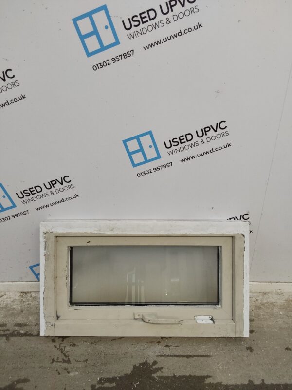 Used White Upvc Window 660mm x 360mm W0238 - Image 4