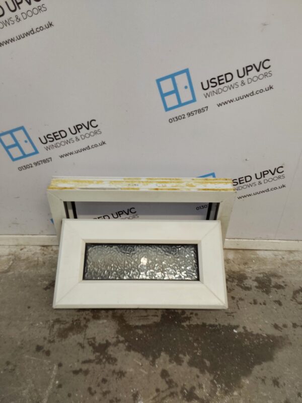 Used White Upvc Window 560mm x 320mm W0214 - Image 2