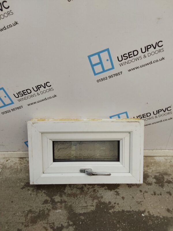 Used White Upvc Window 560mm x 320mm W0214 - Image 4