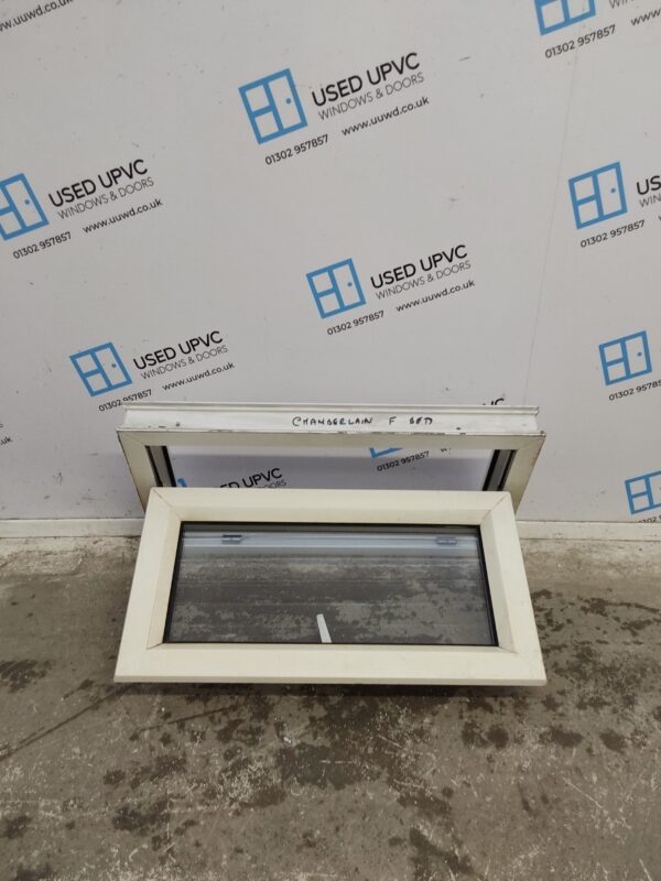 Used White Upvc Window 750mm x 415mm W0212 - Image 2