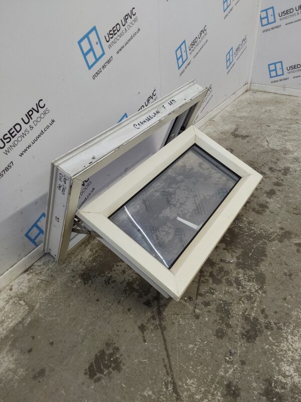 Used White Upvc Window 750mm x 415mm W0212 - Image 3