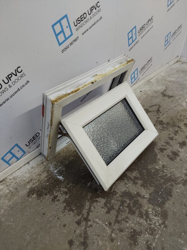 Used White Upvc Window 560mm x 415mm W0202 - Image 3