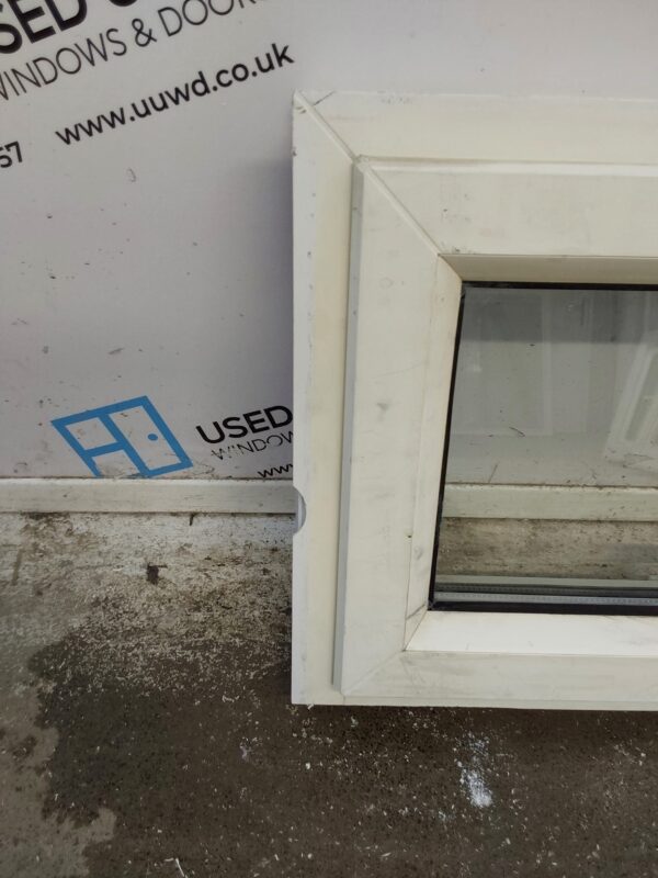 Used White Upvc Window 585mm x 420mm W0262 - Image 6