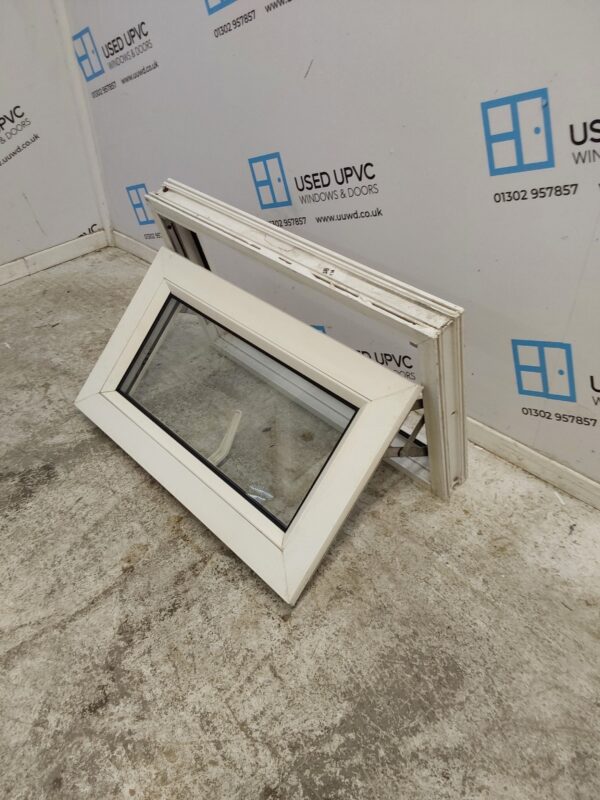 Used White Upvc Window 610mm x 360mm W0268 - Image 3