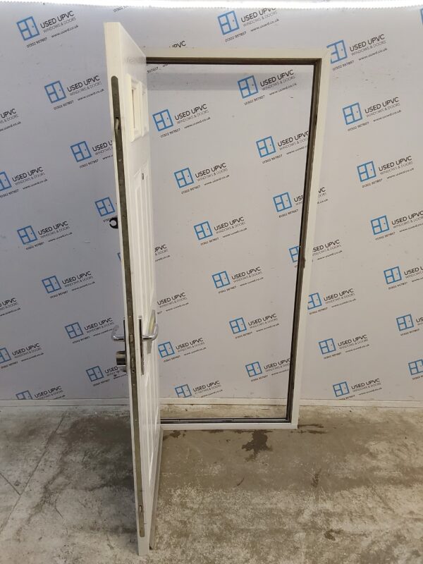 Used White Composite Front Door 925mm x 2100mm 0573 - Image 3