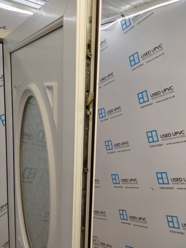 Used White Upvc Front Door 880mm x 2085mm 0755 - Image 4