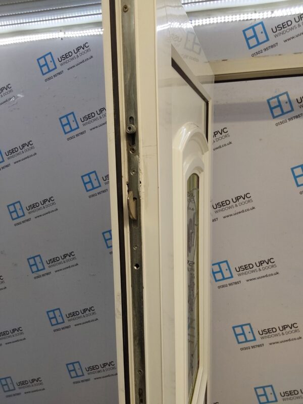 Used White Upvc Front Door 865mm x 2075mm 0367 - Image 4