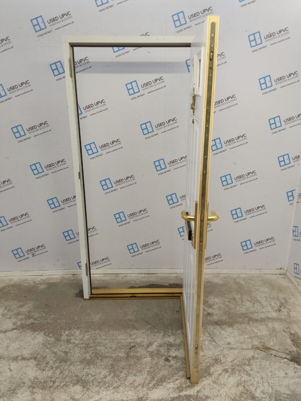Used White Composite Front Door 915mm x 1965mm C6013 - Image 3
