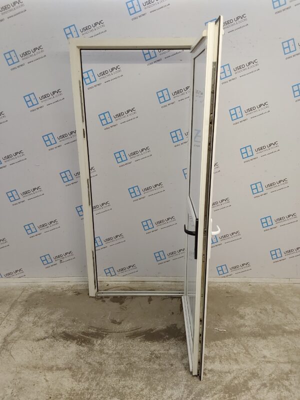 Used White Upvc Back Door 925mm x 2030mm (reduce to 905mm) 0765 - Image 3