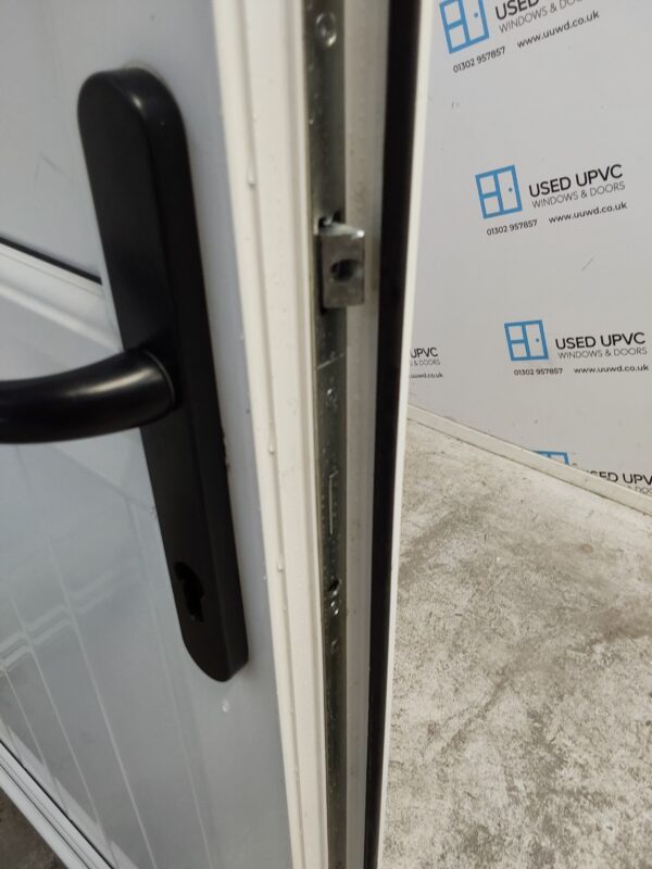 Used White Upvc Back Door 925mm x 2030mm (reduce to 905mm) 0765 - Image 5