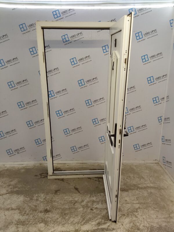 Used White Upvc Front Door 900mm x 2080mm 0498 - Image 3