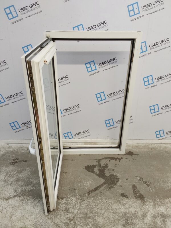 Used White Upvc Tilt And Turn Window 745mm x 1195mm W0465 - Image 5