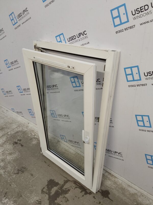 Used White Upvc Tilt And Turn Window 745mm x 1195mm W0465 - Image 4