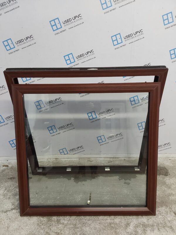 Used Woodgrain Upvc Window 1230mm x 1190mm LW0116 - Image 4