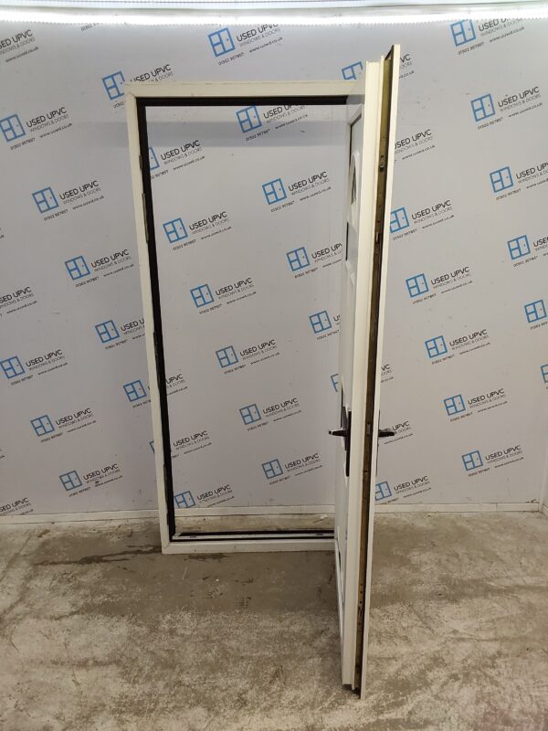 Used White Upvc Front Door 920mm x 2050mm 0584 - Image 3
