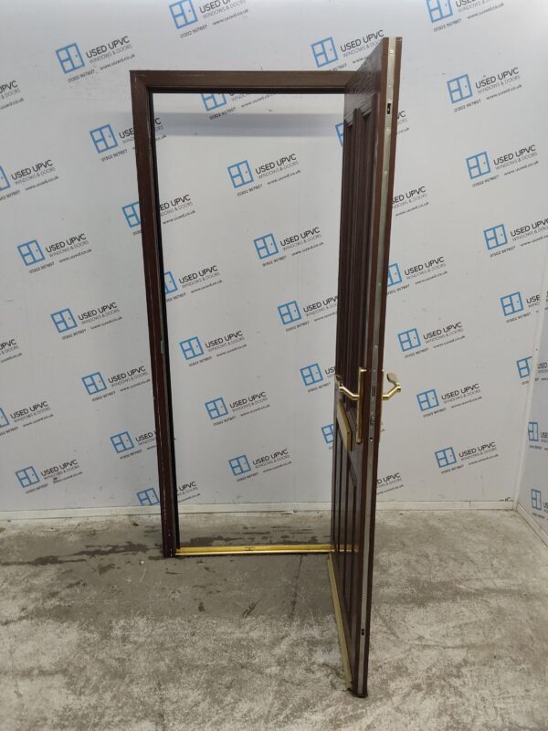 Used Brown Composite Front Door 850mm x 2000mm 0377 - Image 3