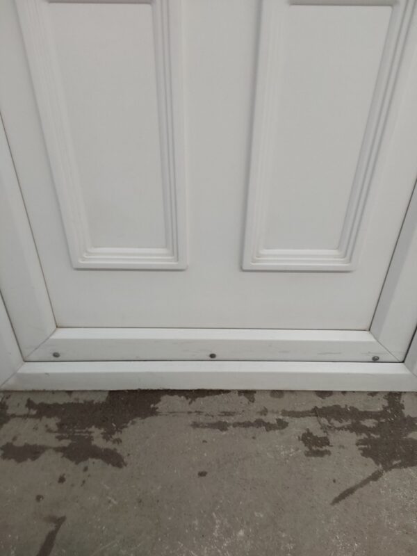 Used White Upvc Front Door 910mm x 2035mm 0339 - Image 7