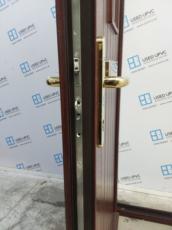 Used Woodgrain Upvc Front Door 945mm x 2020mm 0130 - Image 5
