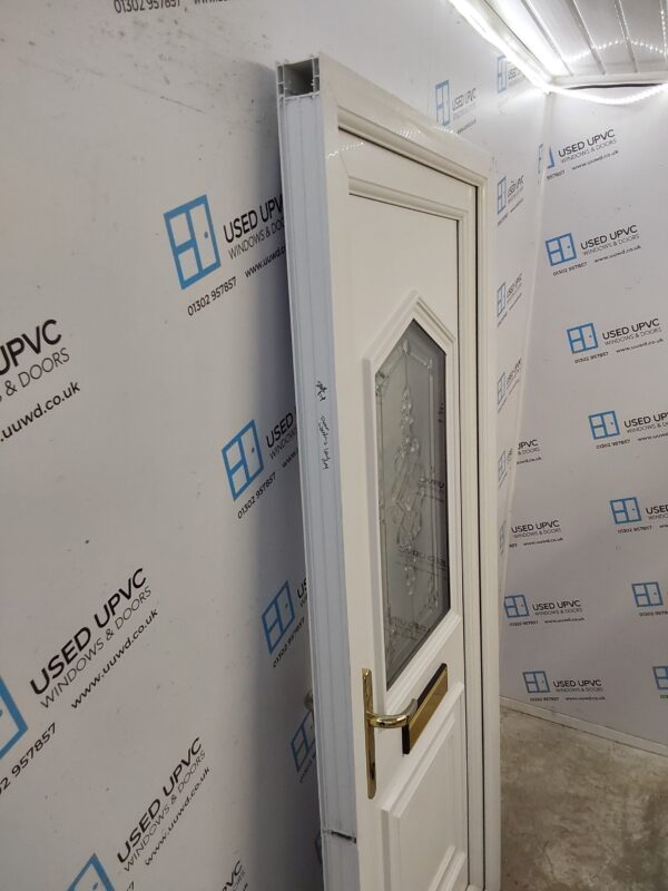 Used White Upvc Front Door 905mm x 2060mm (Reduce To 875mm) 0641 - Image 7