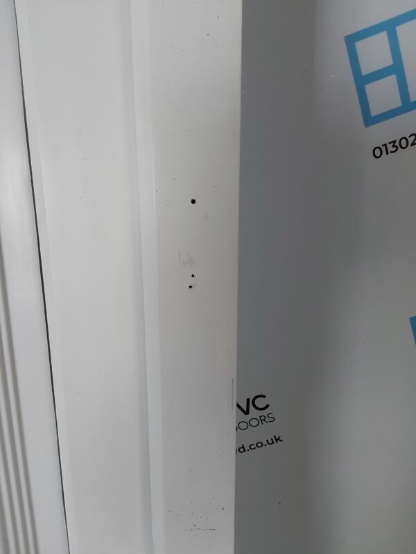 Used White Upvc Front Door And Toplight 870mm x 2430mm 0513 - Image 8