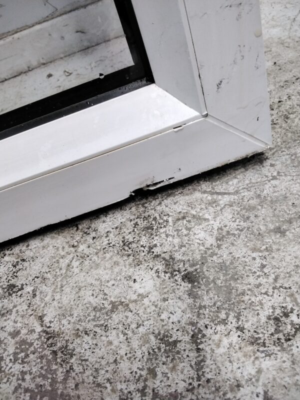 Used White Upvc Window 485mm x 1490mm C3010 - Image 4