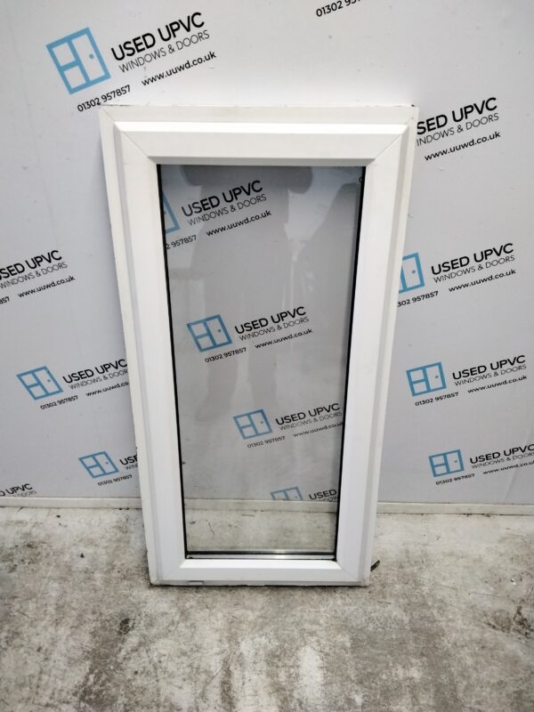 Used White Upvc Window 610mm x 1235mm C3021