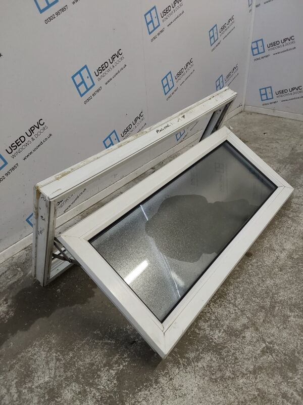Used White Upvc Window 1070mm x 495mm C3029 - Image 3