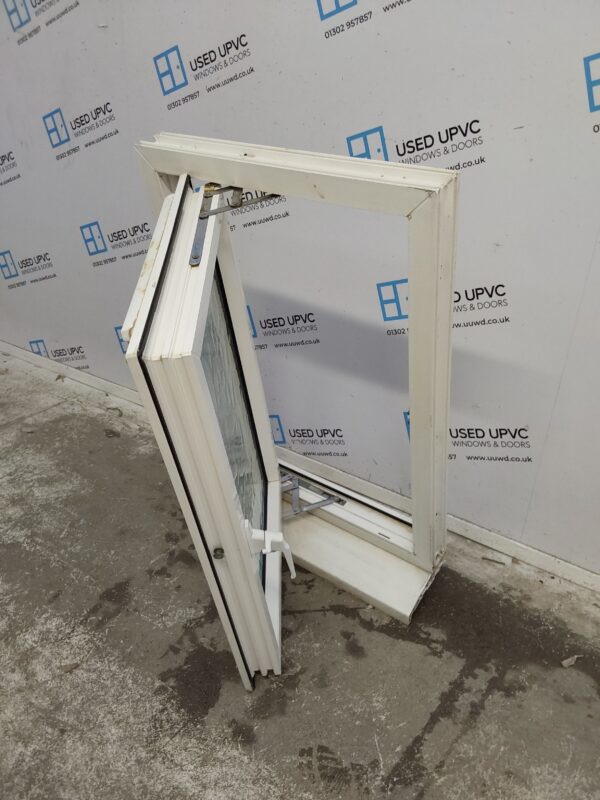 Used White Upvc Window 600mm x 900mm C3039 - Image 3