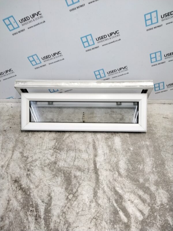 Used White Upvc Window 1195mm x 390mm C3040 - Image 3