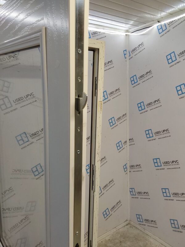 Brand New White Composite Back Door 880mm x 2070mm ND97 - Image 4