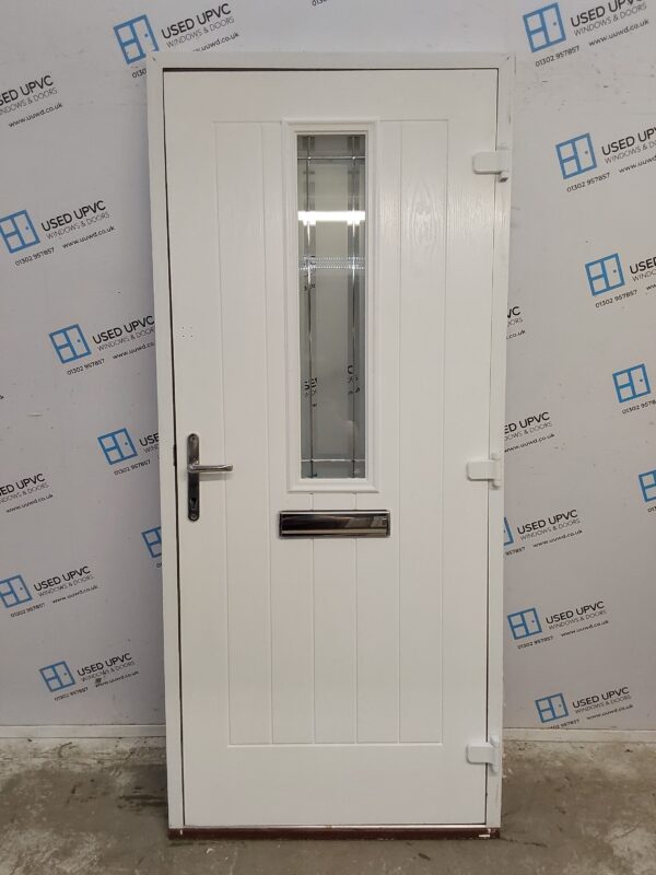 Used White Composite Front Door 925mm x 2100mm 0636 - Image 2