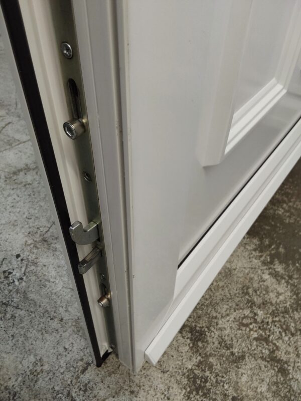 Used White Upvc Front Door 900mm x 2085mm 0125 - Image 7