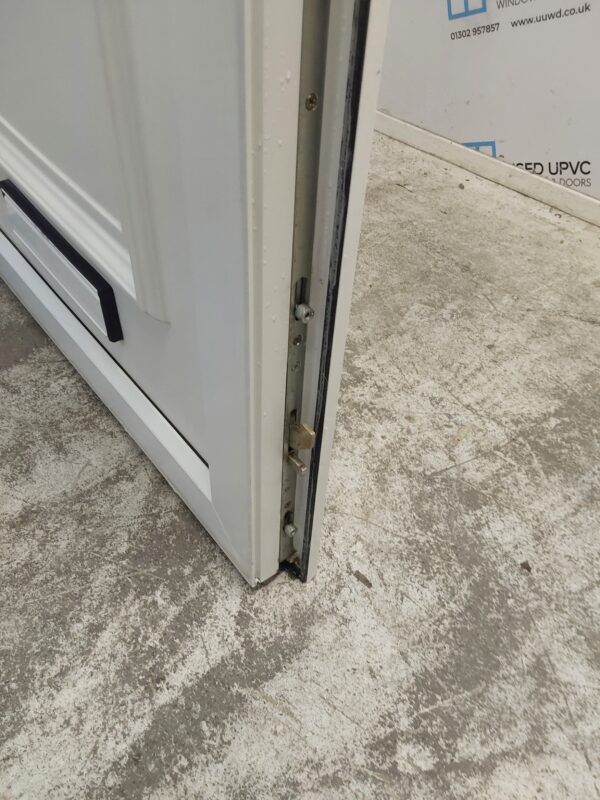 Used White Upvc Front Door 905mm x 2090mm C6003 - Image 6