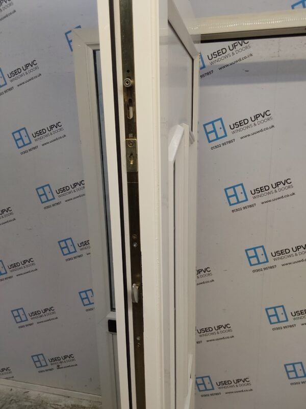 Used White Upvc Front Door And Side Panel 1260mm x 2040mm DS009 - Image 4