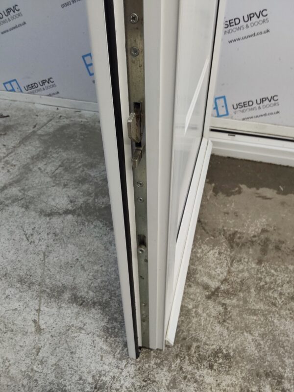 Used White Upvc Front Door And Toplight 905mm x 2400mm 0037 - Image 6