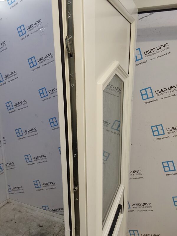 Used White Upvc Front Door 925mm x 2085mm (Reduce To 905mm) C6073 - Image 4