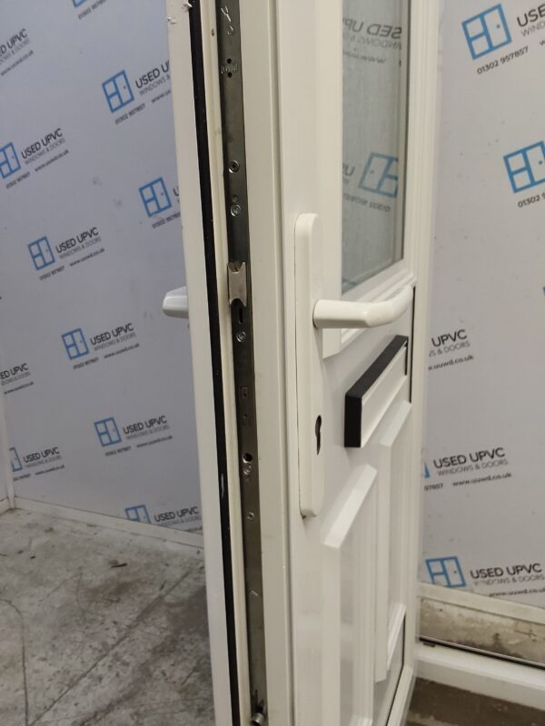 Used White Upvc Front Door 925mm x 2085mm (Reduce To 905mm) C6073 - Image 5