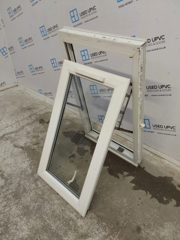 Used White Upvc Window 590mm x 1040mm (reduce to 1015mm) C3051 - Image 3