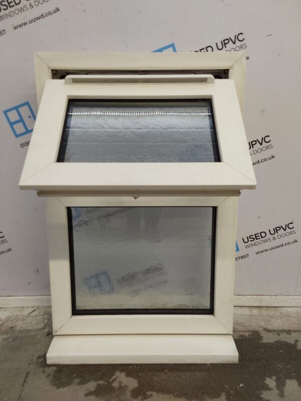Used White Upvc Window 580mm x 895mm C3055 - Image 4
