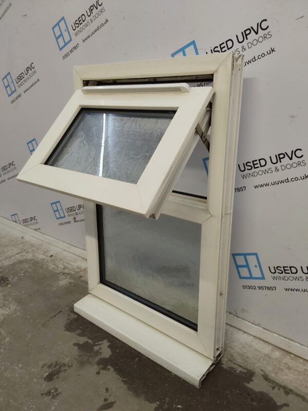 Used White Upvc Window 580mm x 895mm C3055 - Image 3