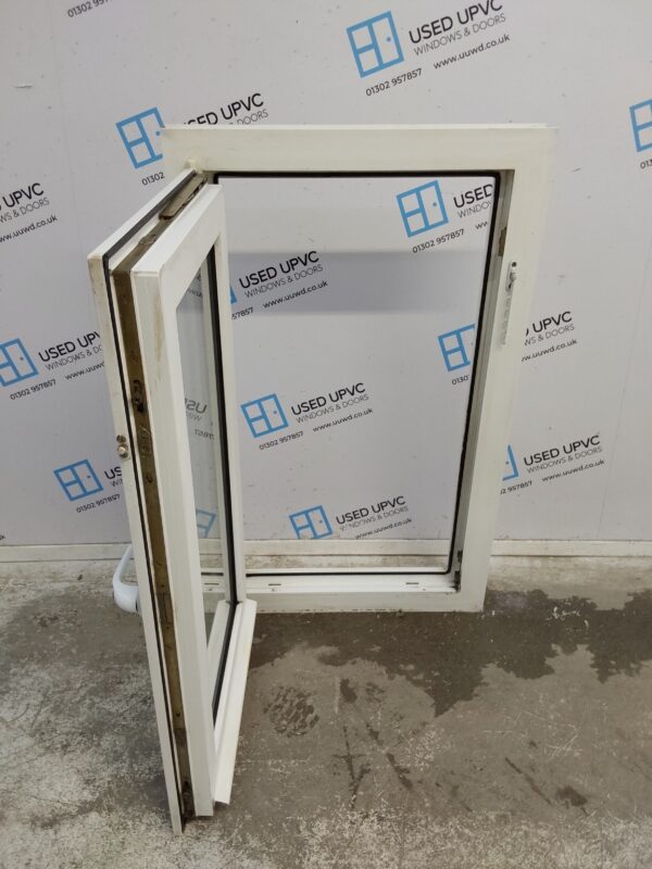 Used White Upvc Tilt And Turn Window 640mm x 1045mm C3061 - Image 5