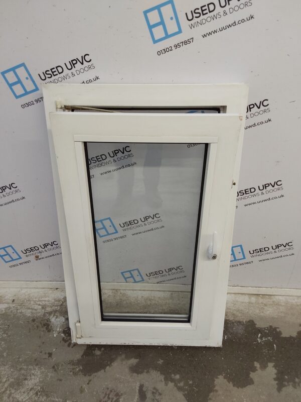 Used White Upvc Tilt And Turn Window 640mm x 1045mm C3061 - Image 3