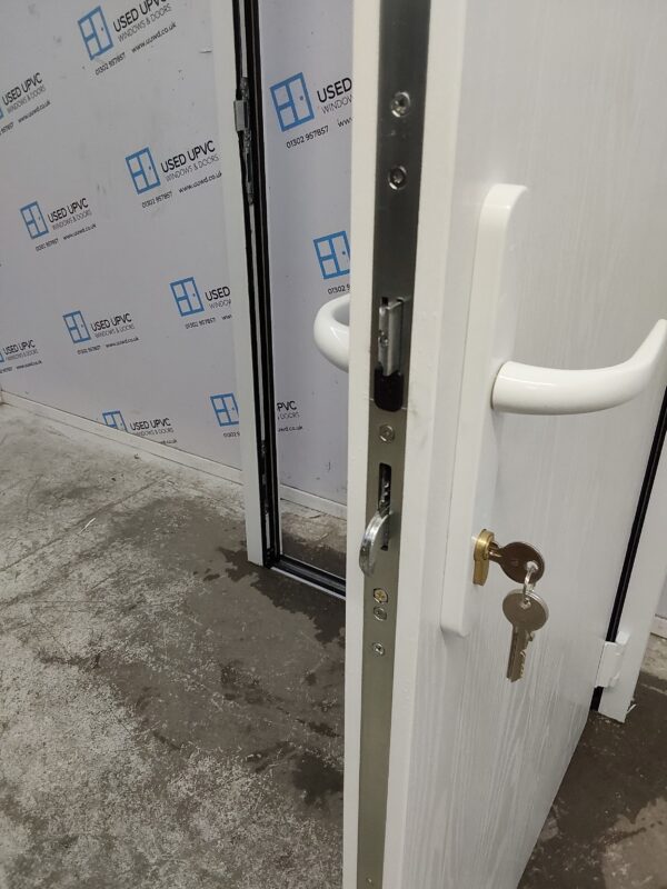 Ex-display White Composite Door 900mm x 2075mm (outwards opening) C1ND87 - Image 5