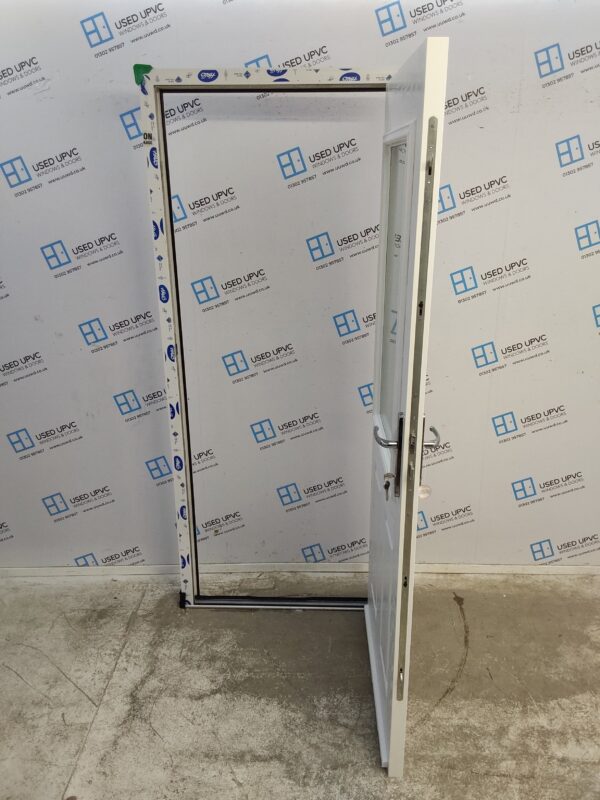 Brand New White Composite Back Door 900mm x 2075mm C1ND92 - Image 3