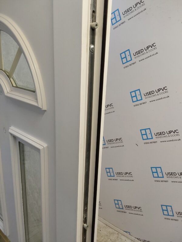 Used White Upvc Arched Front Door, Side Panels And Toplight 1285mm x 2405mm DS013 - Image 6