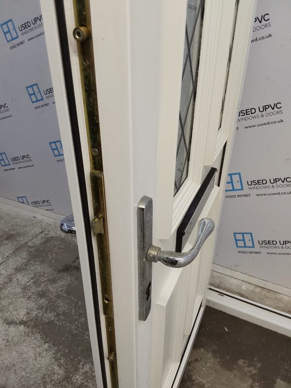 Used White Upvc Front Door 900mm x 2045mm 0436 - Image 8
